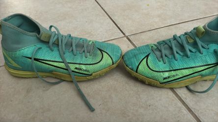 Nike Mercurial indor soccer cleats size 5 men’s