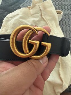Female gucci belt