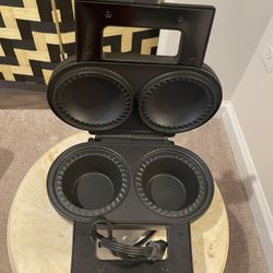 Wolfgang Puck pastry and pie maker 