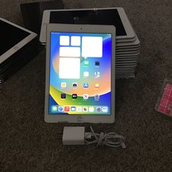 IPAD Pro 32GB Wi-Fi iOS 16.8