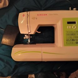 Singer Sewing Machine Unused