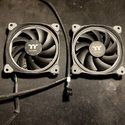 Thermaltake Riing Plus 12 RGB TT Premium Edition 120mm  Radiator Fan
