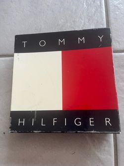 Tommy Hilfiger cd/dvd case New