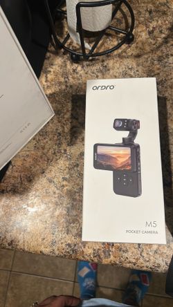 Order M5 pocket camera