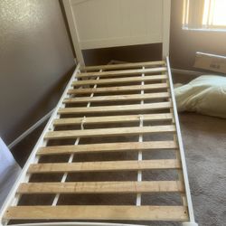 Wood Twin Bed Frame With Mattress 