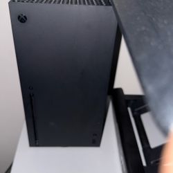 Xbox one X Amazing Condition