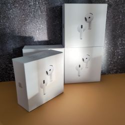 AirPods Sealed New