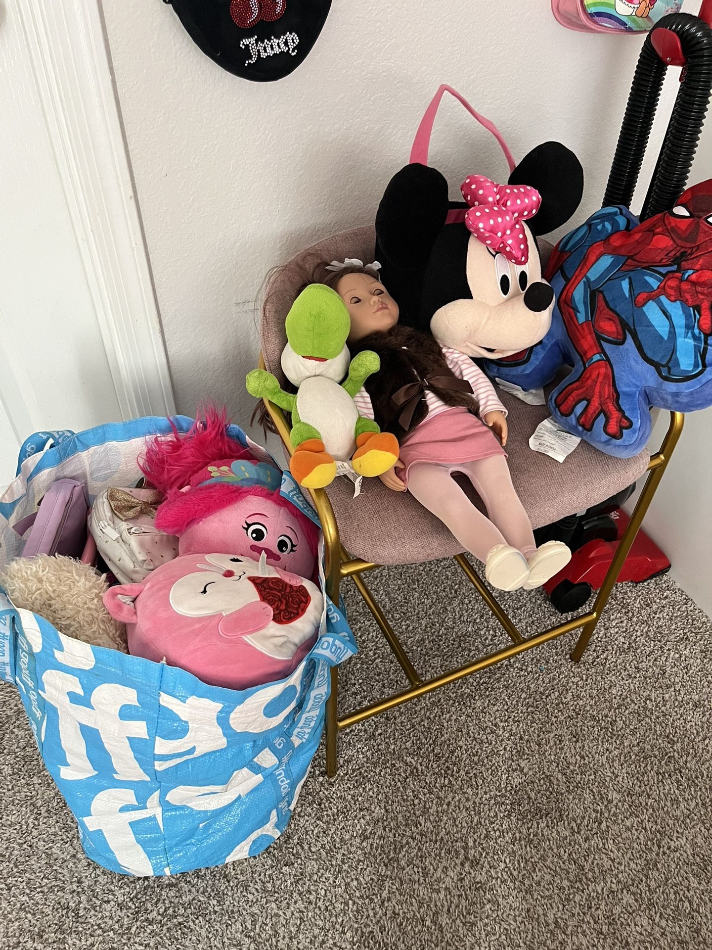 Kids Toys/plushies