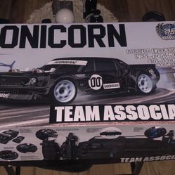 Team Associated SR7 Hoonigan Drift RC Car