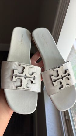 Authentic Tory Burch Sandals 😀