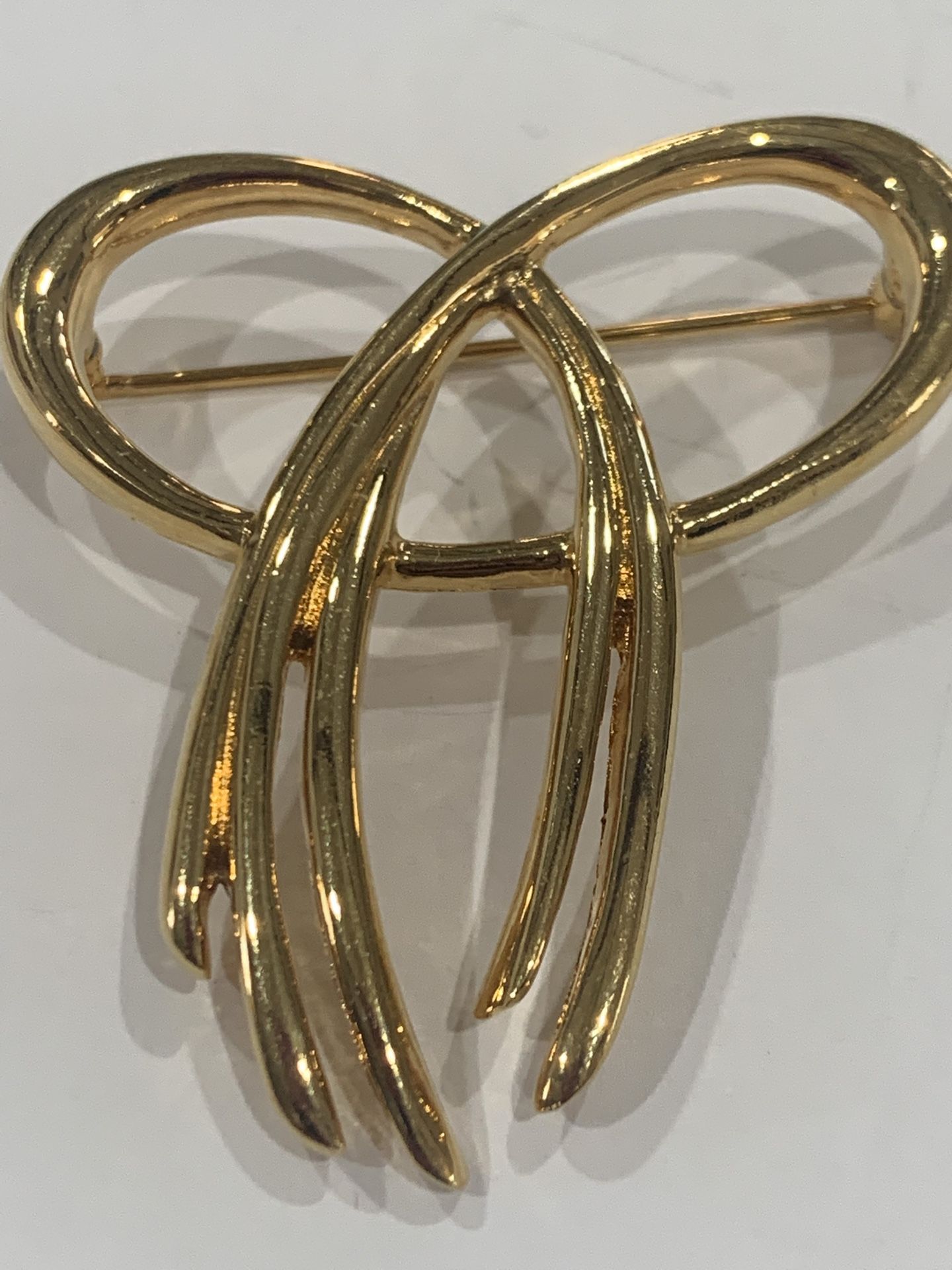 Bow Brooch