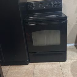 Electric Black GE 5 Burner Stove 