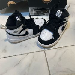 Toddler Shoes Size 8c Excellent Condition 