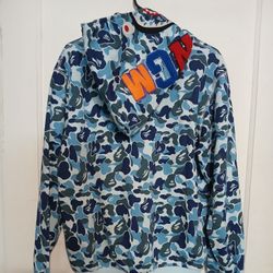 Bathing Ape Hoodie Size L 
