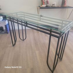 Glass/metal entry table