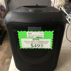96091 Onn Used Bluetooth Medium Size Party Speaker W/Charger 589520