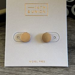 Elegant Rose Gold Stud Earrings