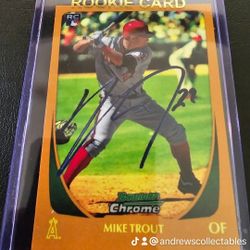 Mike Trout Facsmile Signature On Rookie Card