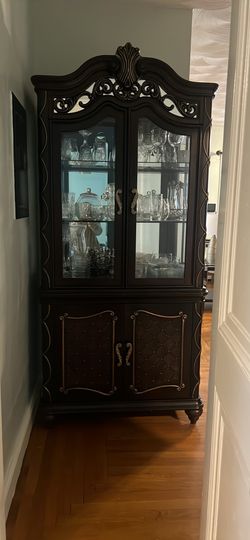 Solid Wood China Cabinet
