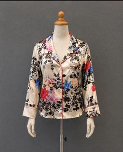 Victorias Secret Women's Large Floral Satin Pajama Top Button Front Romantic Feminine