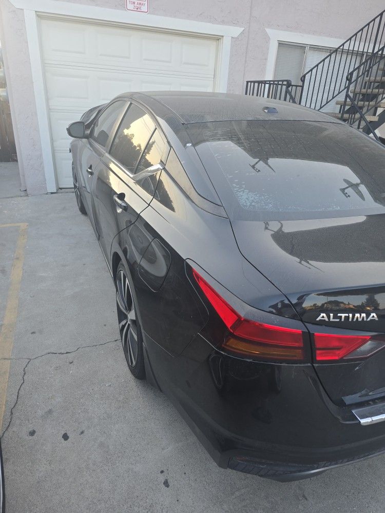Nissan Altima 2019 Part Out