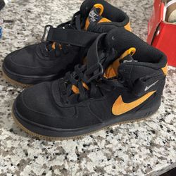 Nike Air Force 1 High Tops Black And Orange 