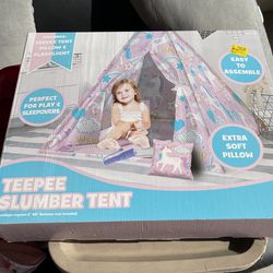 TEEPEE TENT