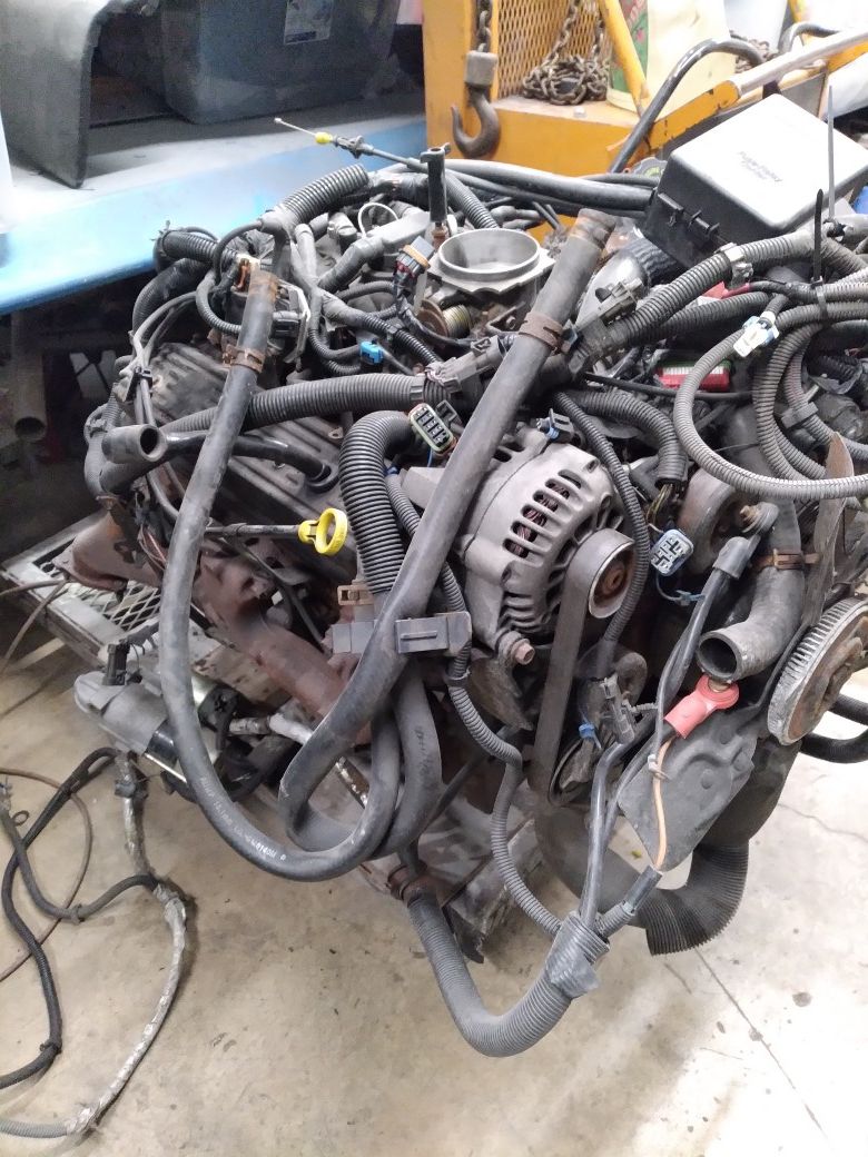 5.7L 97 chevy 2500 crate engine low mileage