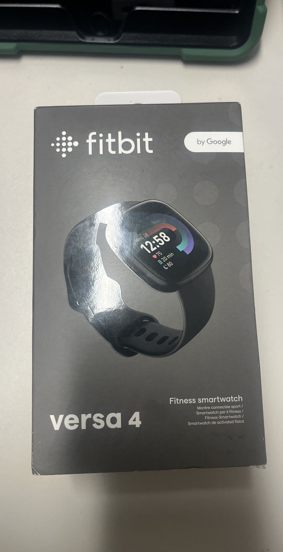 Fitbit Versa 4