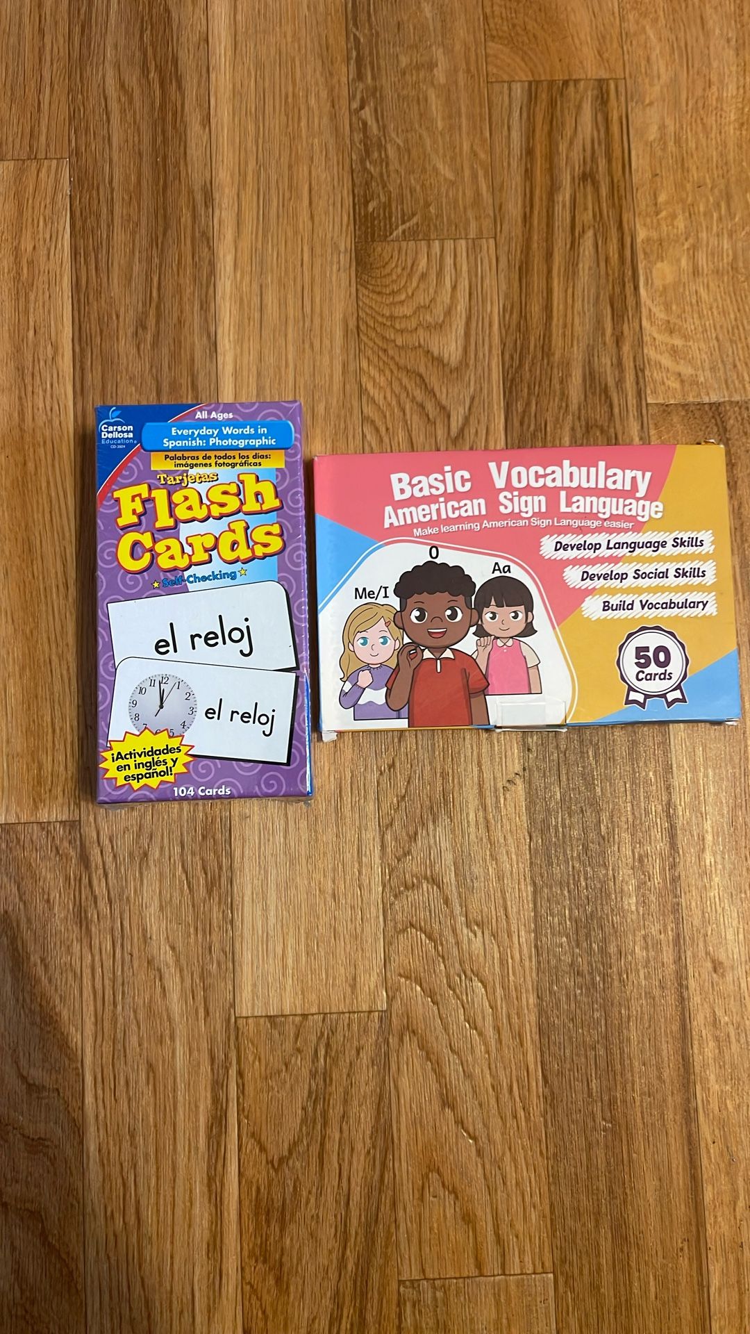 Spanish Flash Cards  and basic sign Language Flash Cards