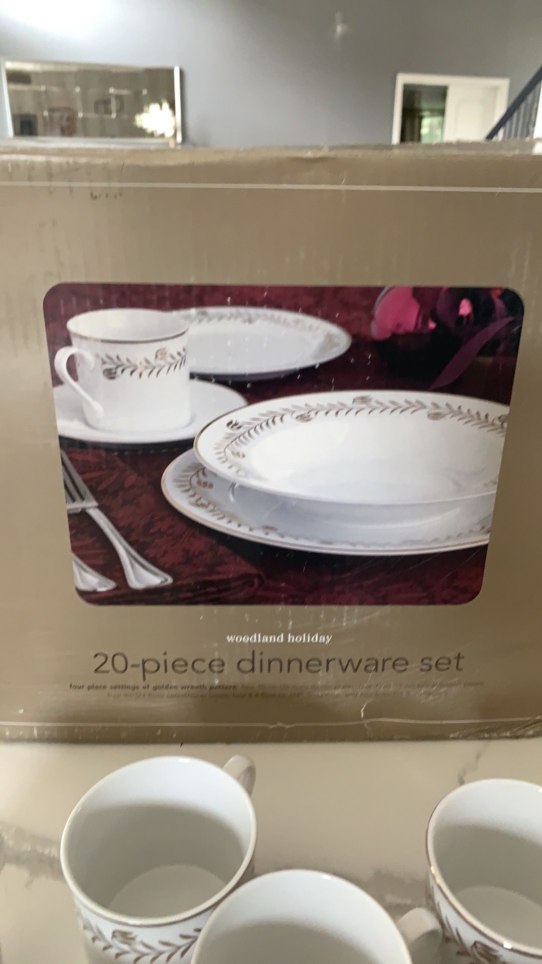 Martha Stewart every day 20 piece dinnerware set