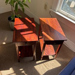 Last Call..two End Tables With Drawers 