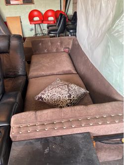 Couch and leg rest nice!!