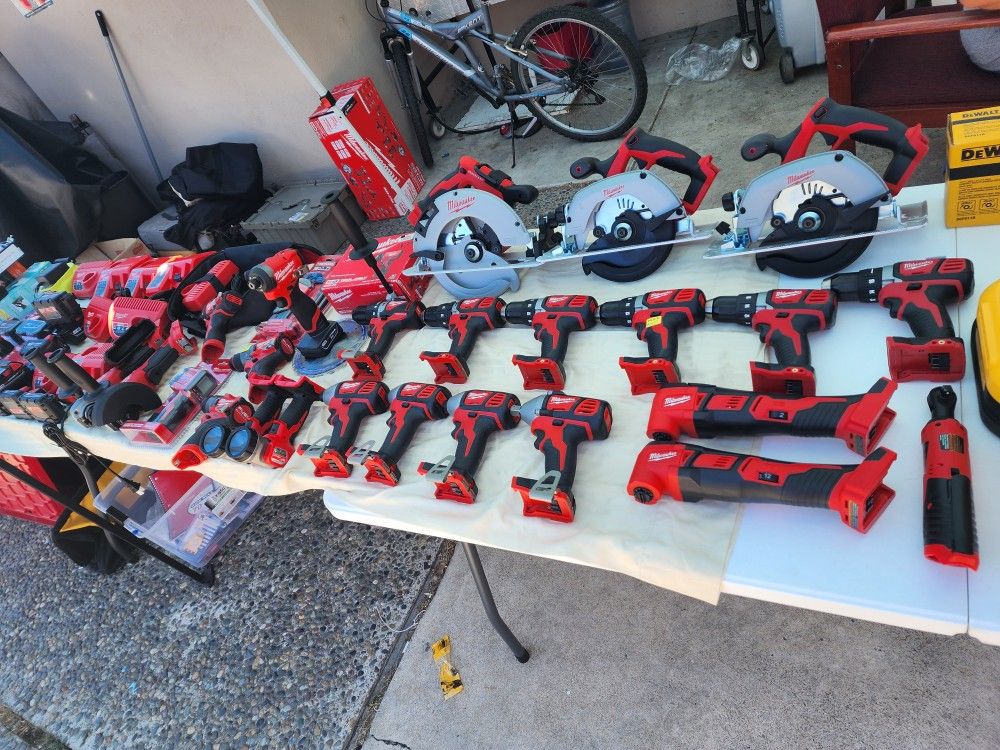Tools New, Milwaukee Dewalt