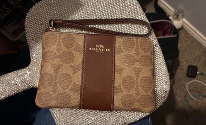 Coach pouch wallet