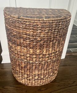 Ratan Wicker Half Moon Hamper Laundry Basket with Lid