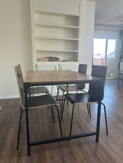 Dining room table and four chairs