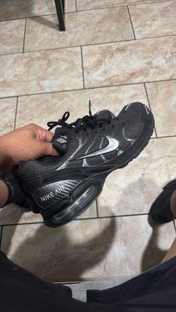 Nike men’s air max torch 4 size 9.5
