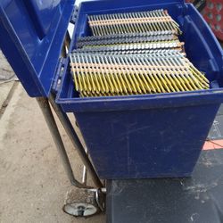 FLOOR NAILER AND TONS OF FRAMING NAILS