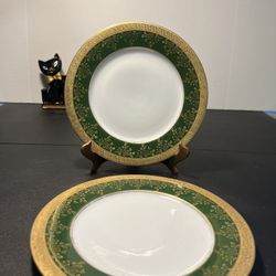 Royal Bayreuth Bavaria Antique 1900s 2 Luncheon Or Decor Plates Green Gold Trim