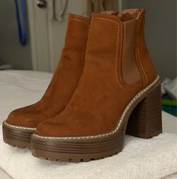 Madden Girl Kamora Brown Platform Ankle Boots (Size 6.5)