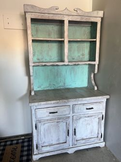 Antique hutch