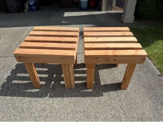Stands made of 2x4