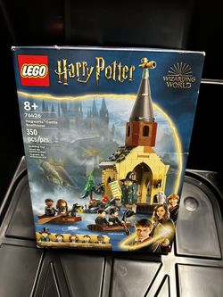 Brand New LEGO Harry Potter Hogwarts Boat House  