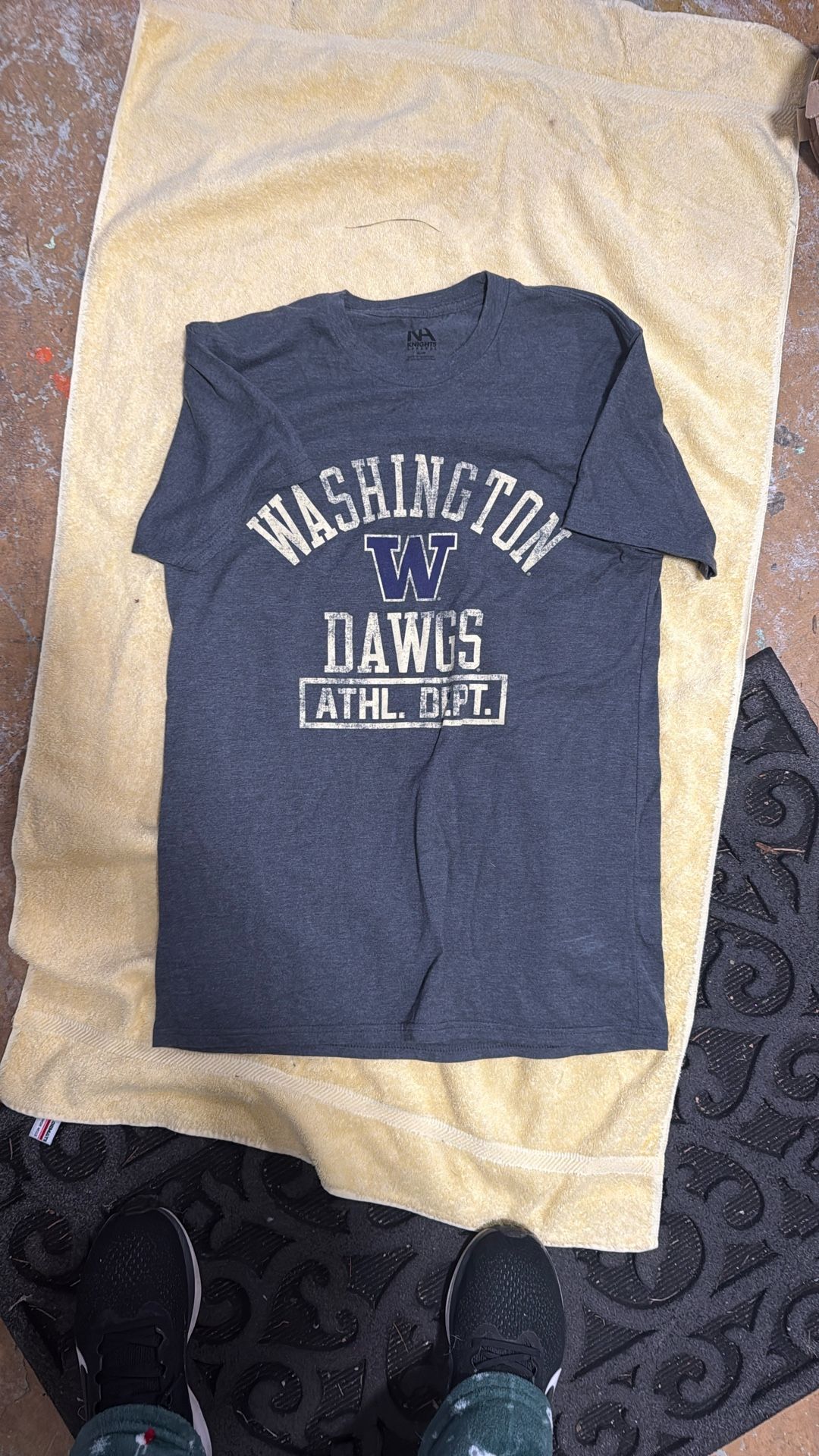UW huskies T Shirt