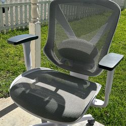 DEXLEY White And Grey Mesh Desk Chair 