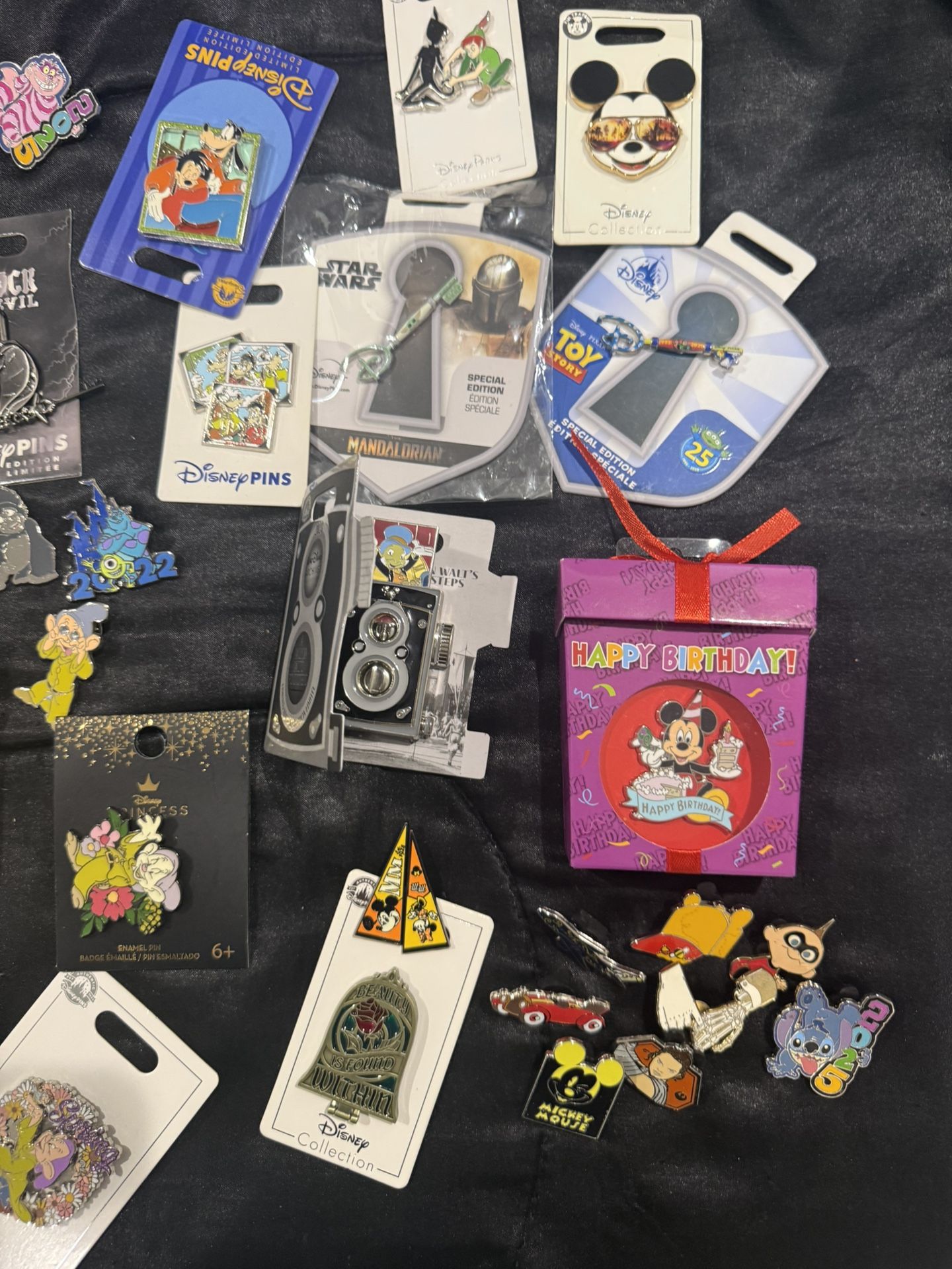 Disney Pins 