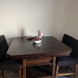 4 Chairs And Dinning Table 