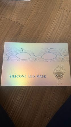 LED Light therapy mask
