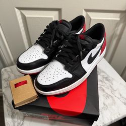 Jordan 1 low black toe